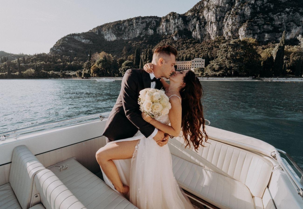 the-ultimate-guide-to-getting-married-in-lake-como-a-destination